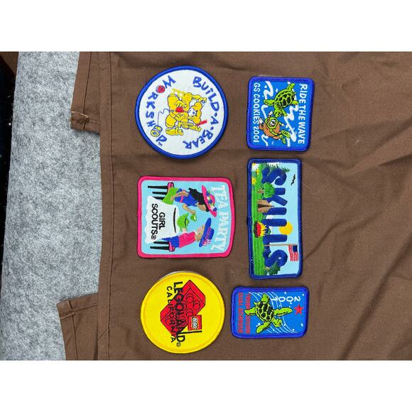 Vintage Brownies Girl Scouts Vest with patches Greater Long Beach CA early 2000s - Picture 3 of 7